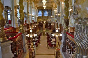 New York Café interior