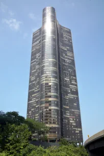 Lake Point Tower