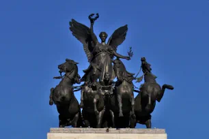 Quadriga on top of the Wellington Arch in London