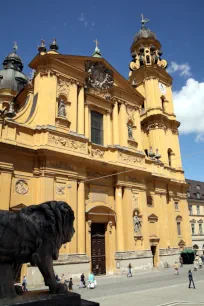 Theatinerkirche, Odeonsplatz, Munich