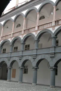 The three-tiered arcade of the Münzhof in Munich