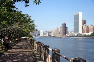 Cherry Walk, Roosevelt Island