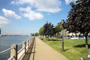 Eastern Waterfront on Roosevelt Island, New York City